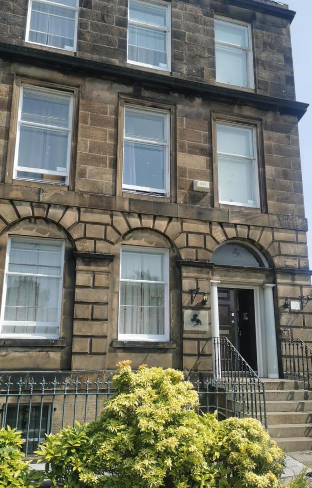 Edinburgh Travel Guest House Exterior photo