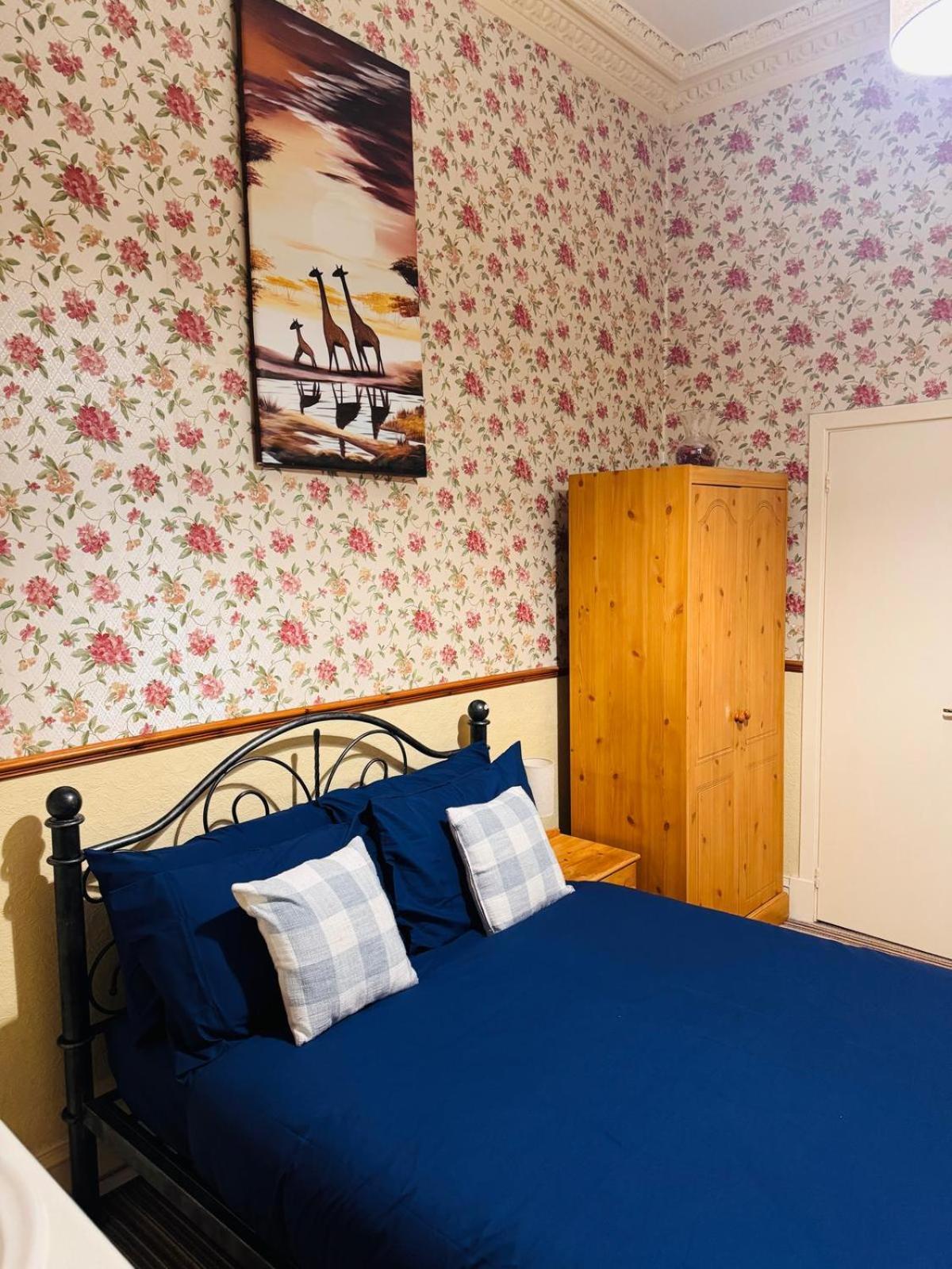 Edinburgh Travel Guest House Exterior photo